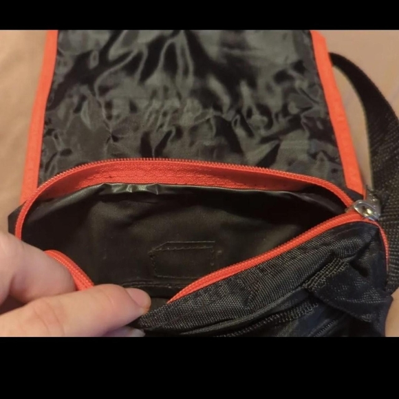 Rare Dale Earnhardt Sr small Bag shoulder fanny pack backpack nascar 2000 - Picture 6 of 6